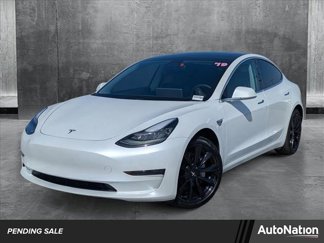Used 2019 Tesla Model 3 Standard Range Plus image 1