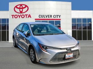 Used 2022 Toyota Corolla LE image 1