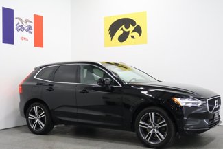 Used 2019 Volvo XC60 T6 Momentum w/ Multimedia Package image 1