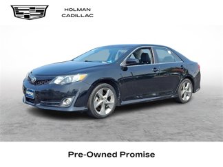 Used 2014 Toyota Camry SE image 1