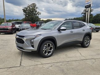New 2025 Chevrolet Trax LT w/ Driver Confidence Package image 1