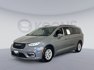 Used 2021 Chrysler Pacifica Touring-L image 1