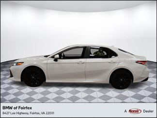 Used 2020 Toyota Camry LE image 1