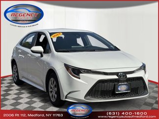 Used 2022 Toyota Corolla LE image 1