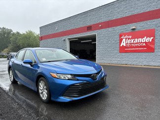 Used 2019 Toyota Camry LE w/ Convenience Package image 1