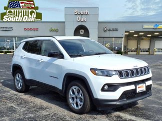 New 2025 Jeep Compass Latitude image 1