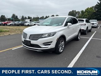 Used 2016 Lincoln MKC Reserve image 1