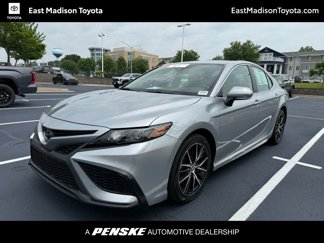 Certified 2023 Toyota Camry SE image 1