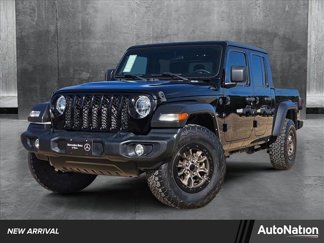 Used 2022 Jeep Gladiator Sport image 1