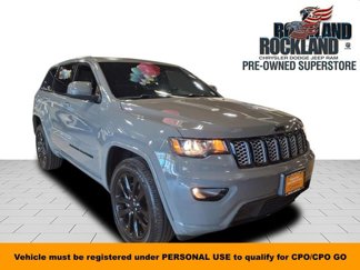 Certified 2022 Jeep Grand Cherokee Laredo X image 1