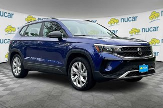 Used 2023 Volkswagen Taos S image 1