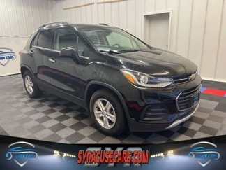 Used 2019 Chevrolet Trax LT w/ LT Convenience Package image 1