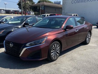 Used 2023 Nissan Altima 2.5 SV image 1