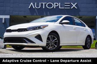 Used 2022 Kia Forte LXS image 1