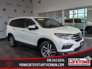 Used 2018 Honda Pilot Touring image 1