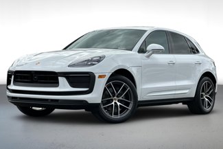 Certified 2025 Porsche Macan image 1