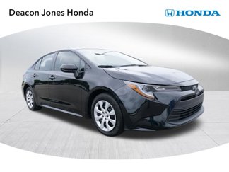 Used 2023 Toyota Corolla LE image 1