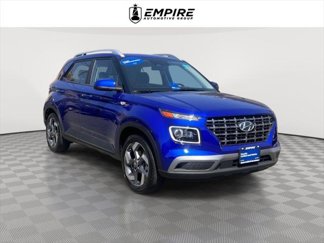 Used 2023 Hyundai Venue Limited image 1