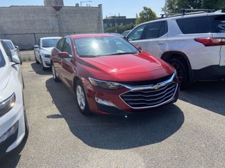 Used 2024 Chevrolet Malibu LT image 1