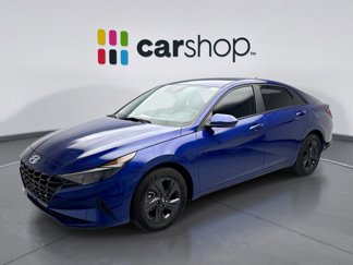 Used 2023 Hyundai Elantra SEL w/ Preferred Accessory Package image 1