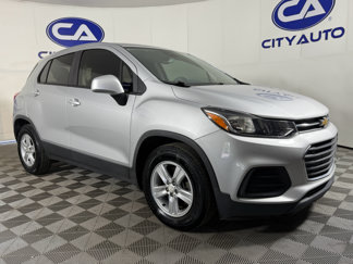 Used 2020 Chevrolet Trax LS image 1