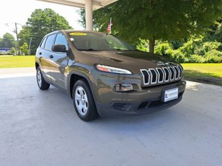 Used 2015 Jeep Cherokee Sport w/ Cold Weather Group image 1