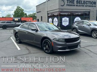 Used 2021 Dodge Charger SXT w/ Leather Interior Group image 1