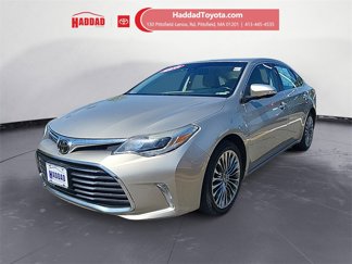 Used 2017 Toyota Avalon XLE image 1