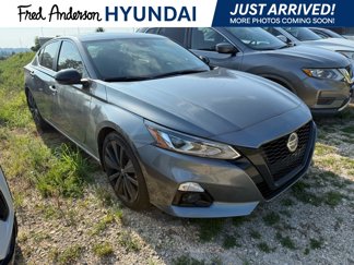 Used 2022 Nissan Altima 2.5 SR w/ Midnight Edition Package image 1