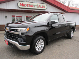 Used 2022 Chevrolet Silverado 1500 LT image 1