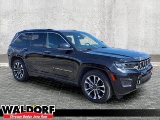 Used 2018 Jeep Cherokee Latitude Plus w/ Cold Weather Group image 1
