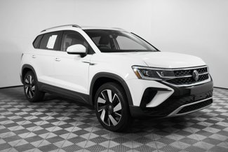 Used 2024 Volkswagen Taos SEL image 1