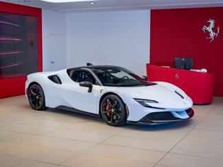 Used 2023 Ferrari SF90 Stradale image 1