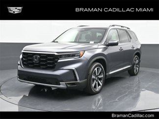 Used 2023 Honda Pilot Touring image 1