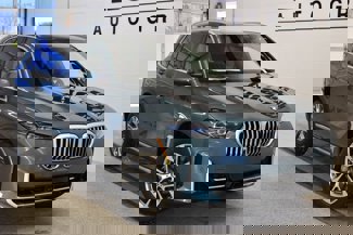 New 2025 BMW X5 xDrive40i w/ Parking Assistance Package image 1