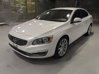 Used 2018 Volvo S60 T5 Inscription image 1