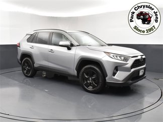 Used 2019 Toyota RAV4 XLE image 1