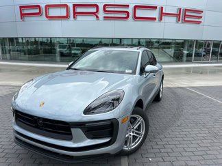 Used 2025 Porsche Macan image 1