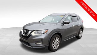 Used 2017 Nissan Rogue SV video 1