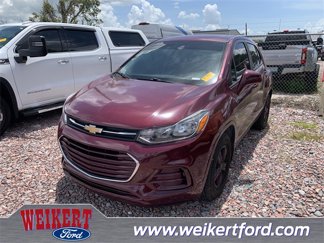 Used 2020 Chevrolet Trax LS w/ Tint and Cruise Package image 1