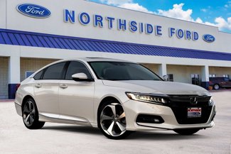 Used 2018 Honda Accord Touring image 1