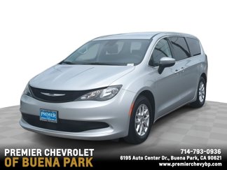 Used 2023 Chrysler Voyager LX image 1