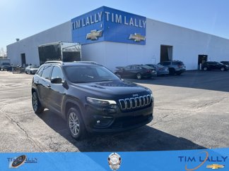 Used 2019 Jeep Cherokee Latitude Plus w/ Comfort/Convenience Group image 1