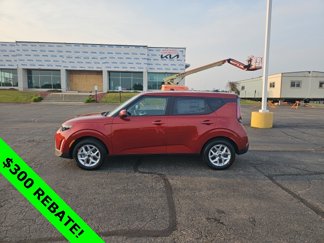 New 2025 Kia Soul LX image 1
