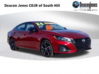 Used 2024 Nissan Altima 2.5 SR image 1