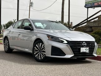 Used 2024 Nissan Altima 2.5 SV image 1