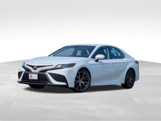 Certified 2021 Toyota Camry SE w/ Cold Weather Package image 1