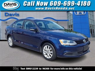 Used 2011 Volkswagen Jetta SE image 1