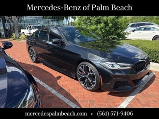 Used 2022 BMW 530i w/ M Sport Package image 1