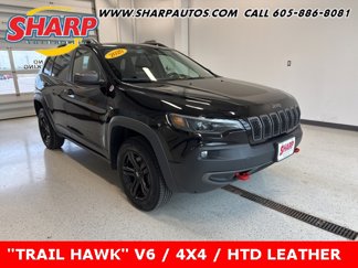 Used 2020 Jeep Cherokee Trailhawk image 1